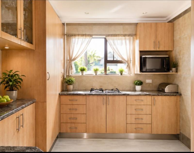 4 Bedroom Property for Sale in Hartenbos Heuwels Western Cape